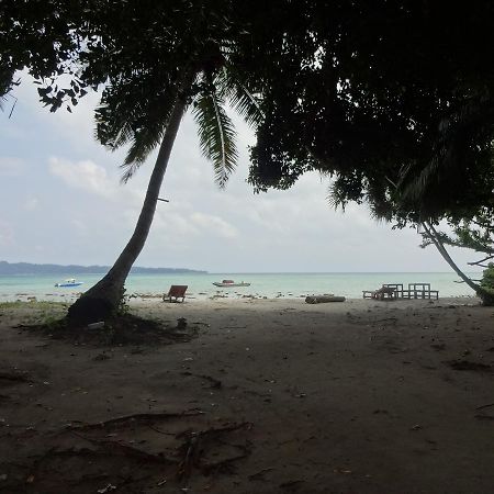 Gold India Beach Resort Govind Nagar Exterior foto